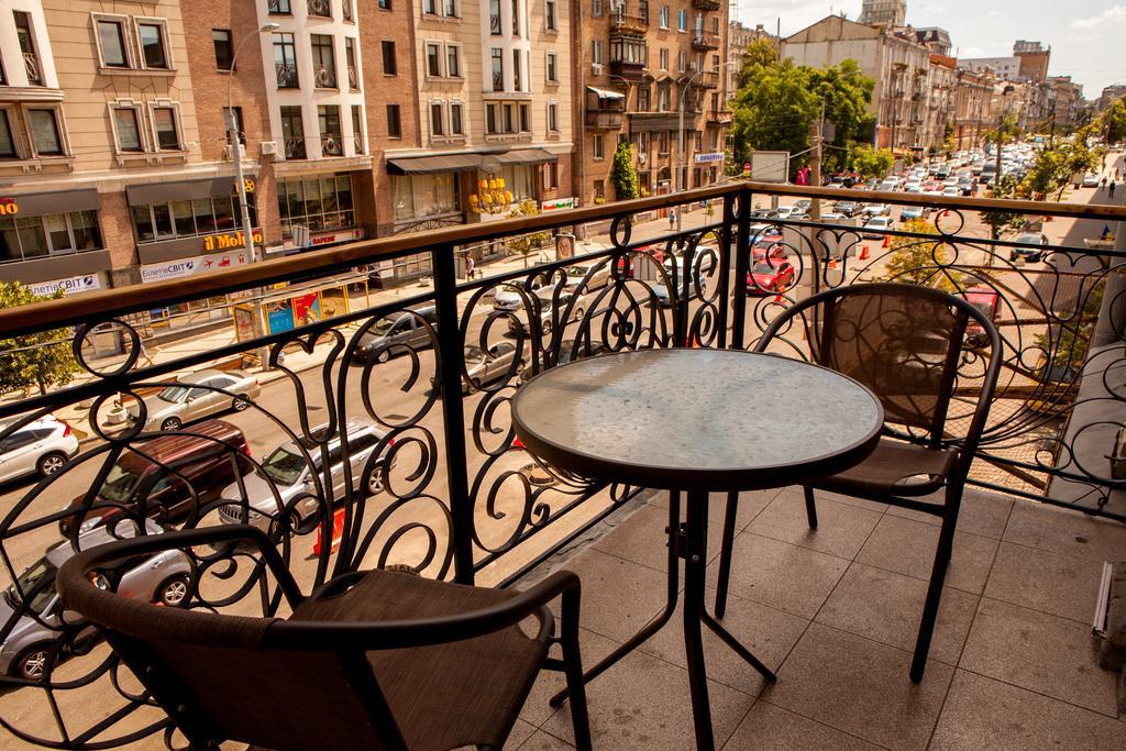 Mini hotel Non-Stop Kiev Bagian luar foto